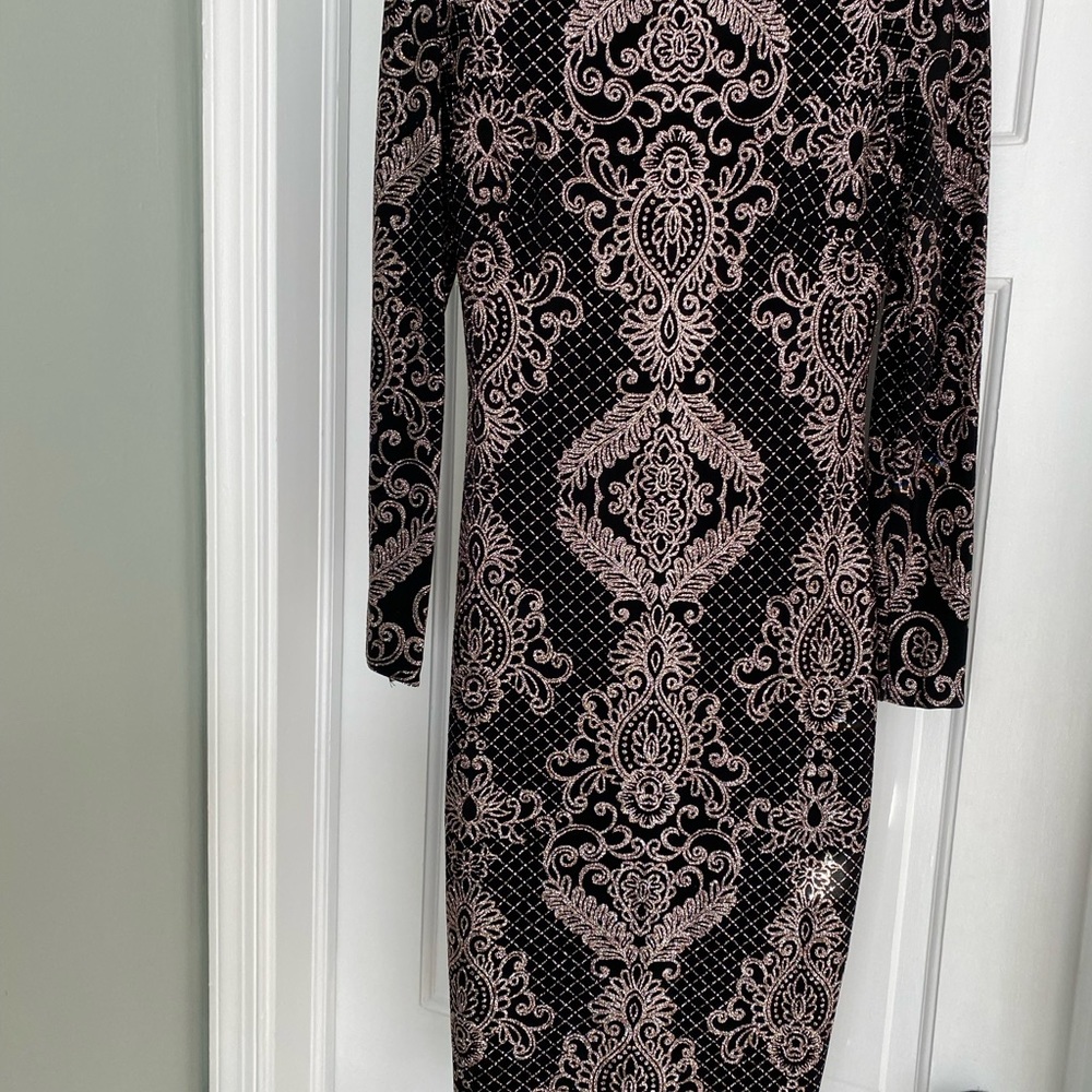 Form fitting blow knee dress ( fully lined)